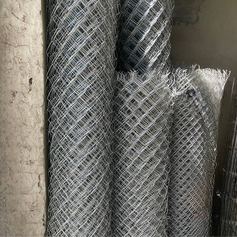 شبك حلقي / ربلكس — Chain Link Fence — معدات الرياض